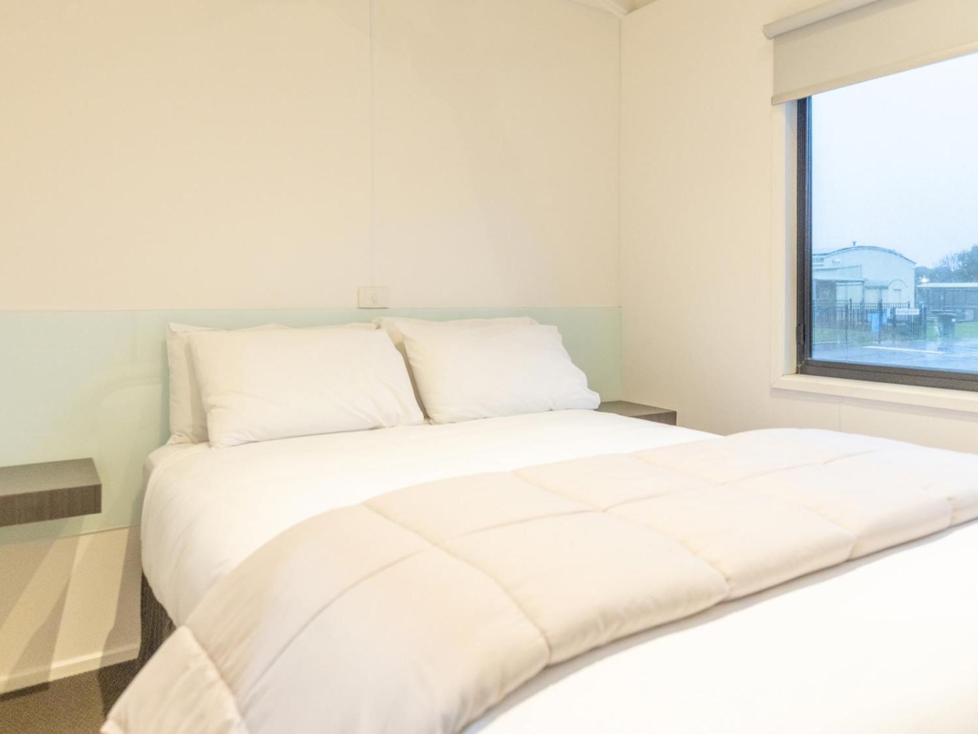 Nrma Warrnambool Riverside Holiday Park Room photo